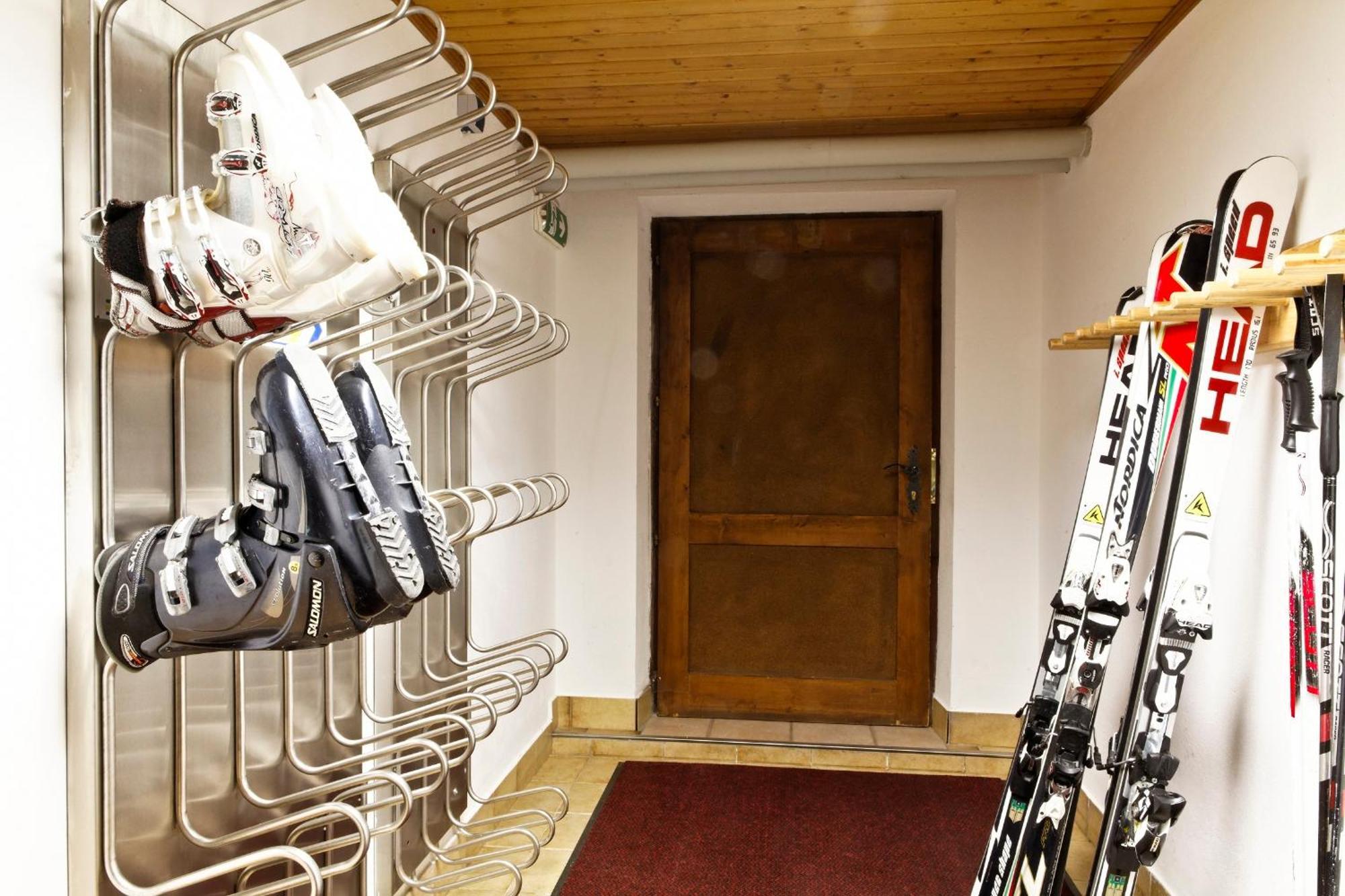 Gaestehaus Oblasser Mayrhofen Exterior foto